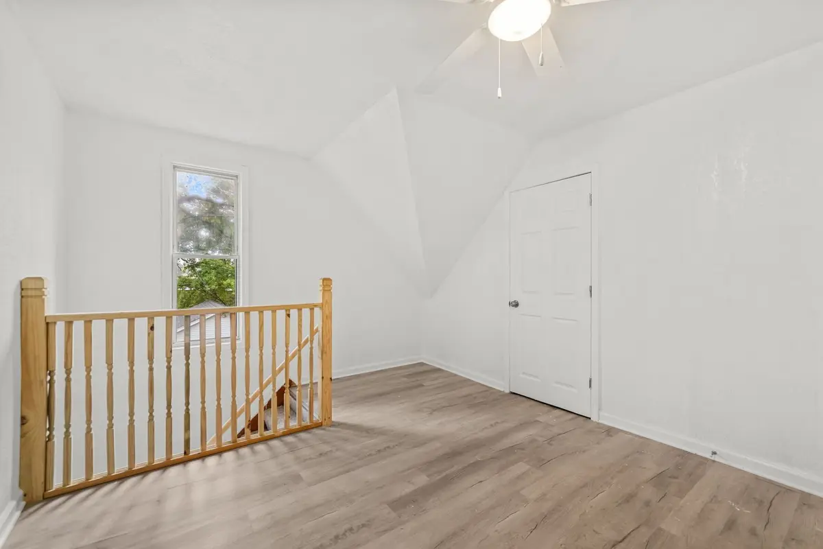 1802 16th Avenue