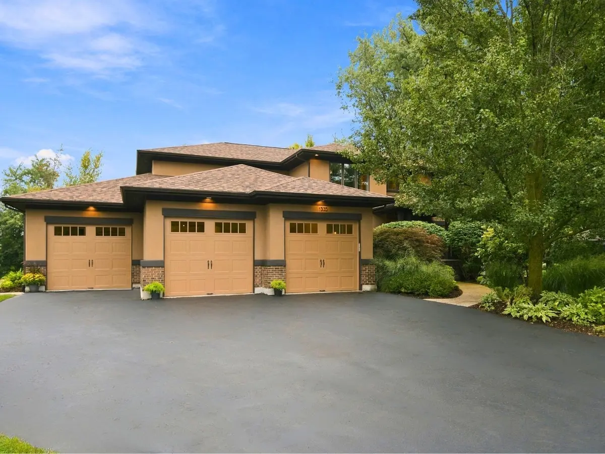 1335 Eastcanton Drive