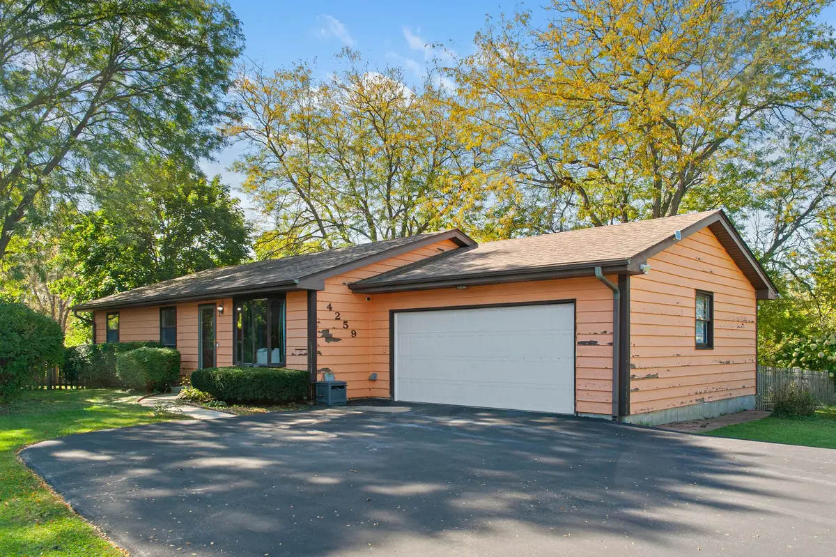 4259 LAKE PARK Avenue