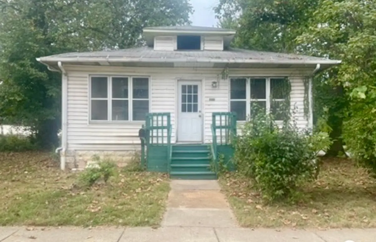 500 S Forest Avenue