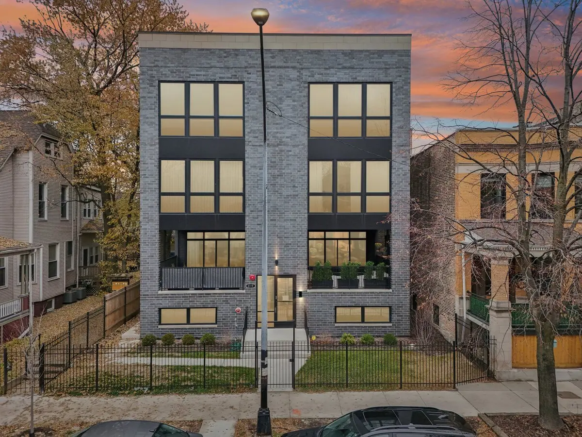 4119 N Ashland Avenue