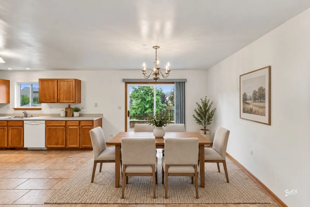 219 Meadowvale Lane