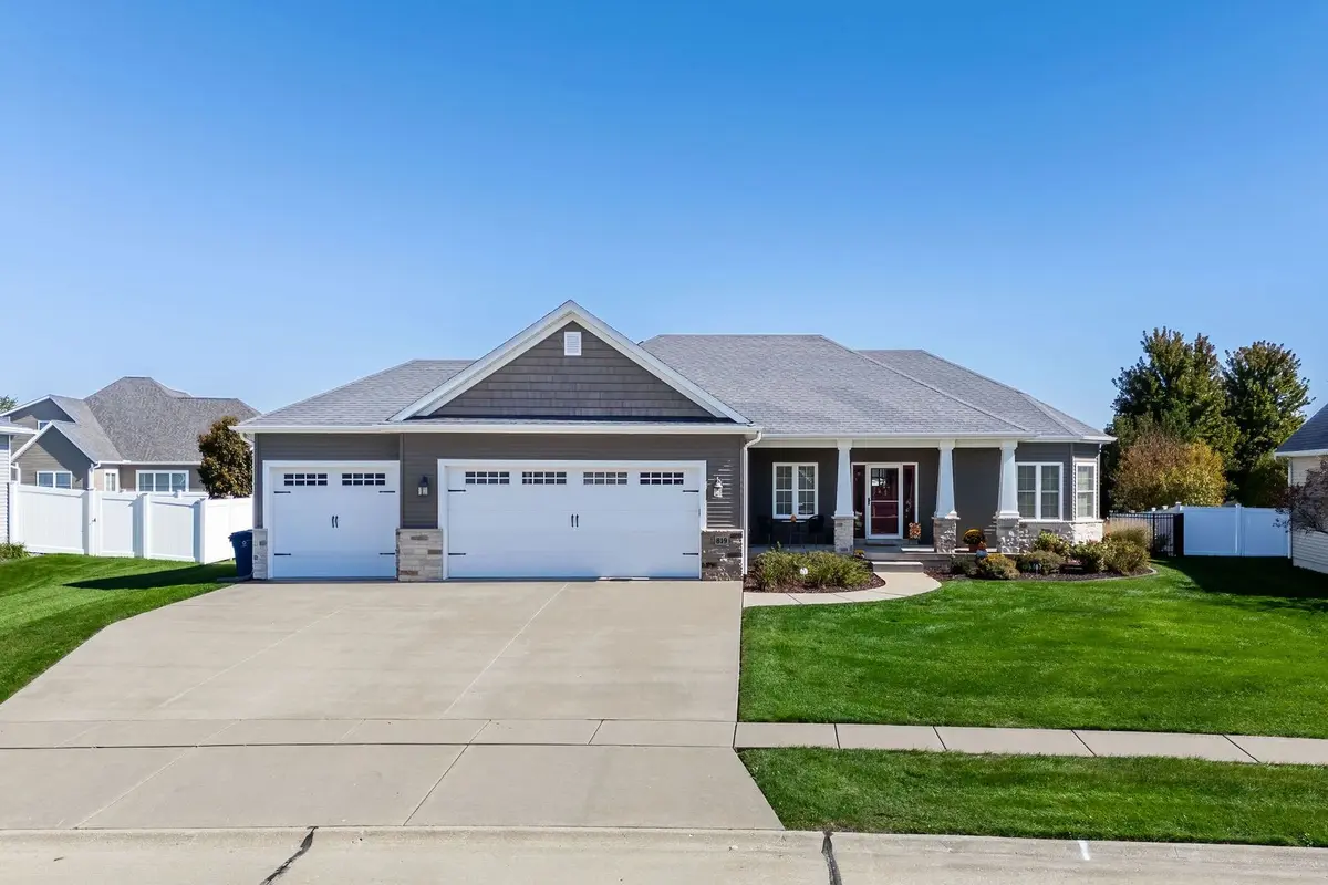 819 S 7th Street Court