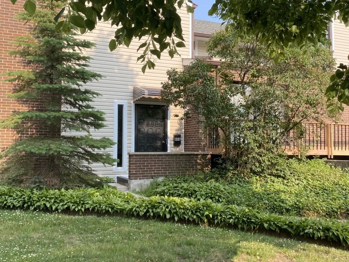 806 Harvard Street