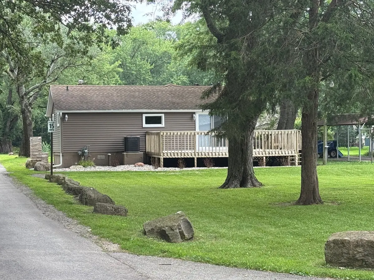 28542 S Walleye Lane