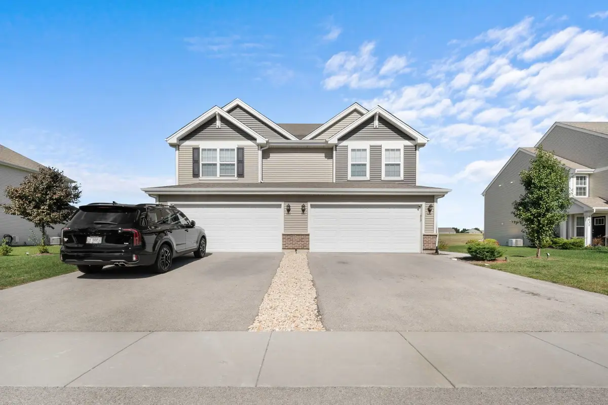 7633 Stonecrop Lane