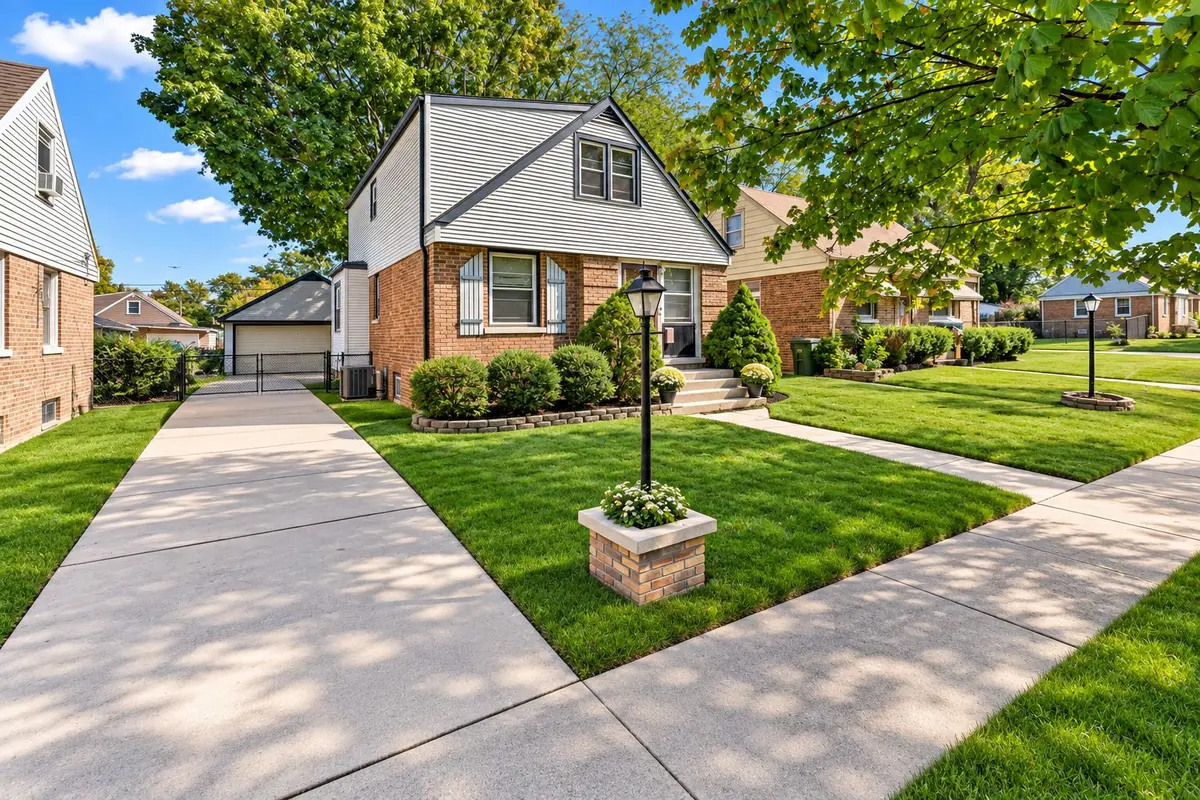 17951 Commercial Avenue