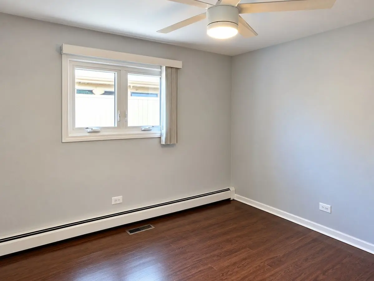 17034 Henry Street