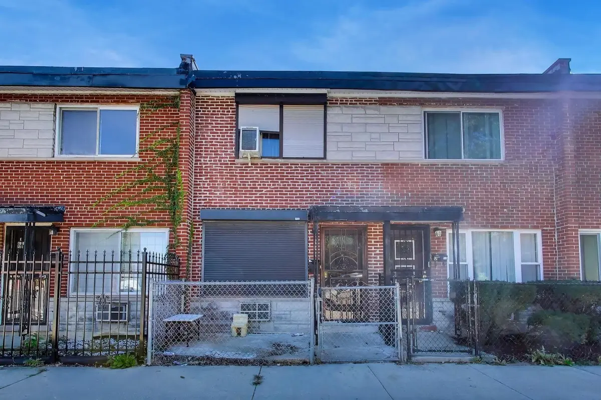 1301 E 75th Street