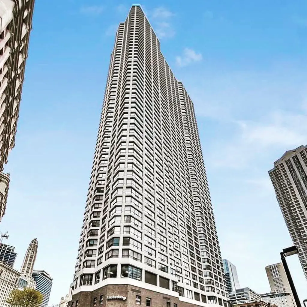 405 N Wabash Avenue