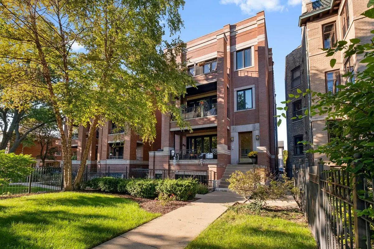 2550 W Logan Boulevard