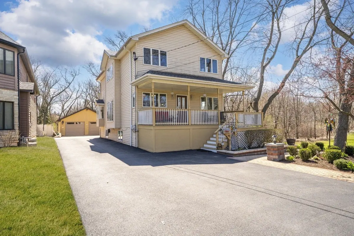 161 W Greenfield Avenue