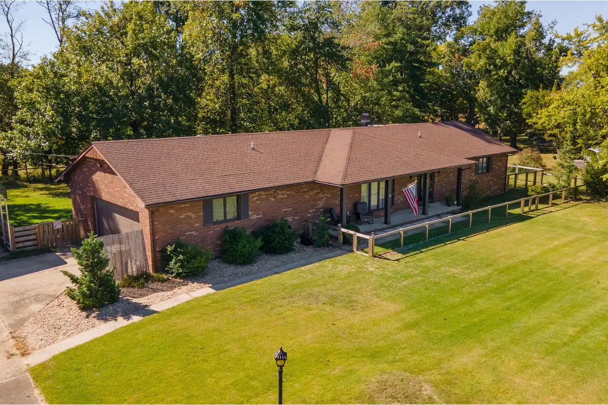 108 Oaklawn Circle