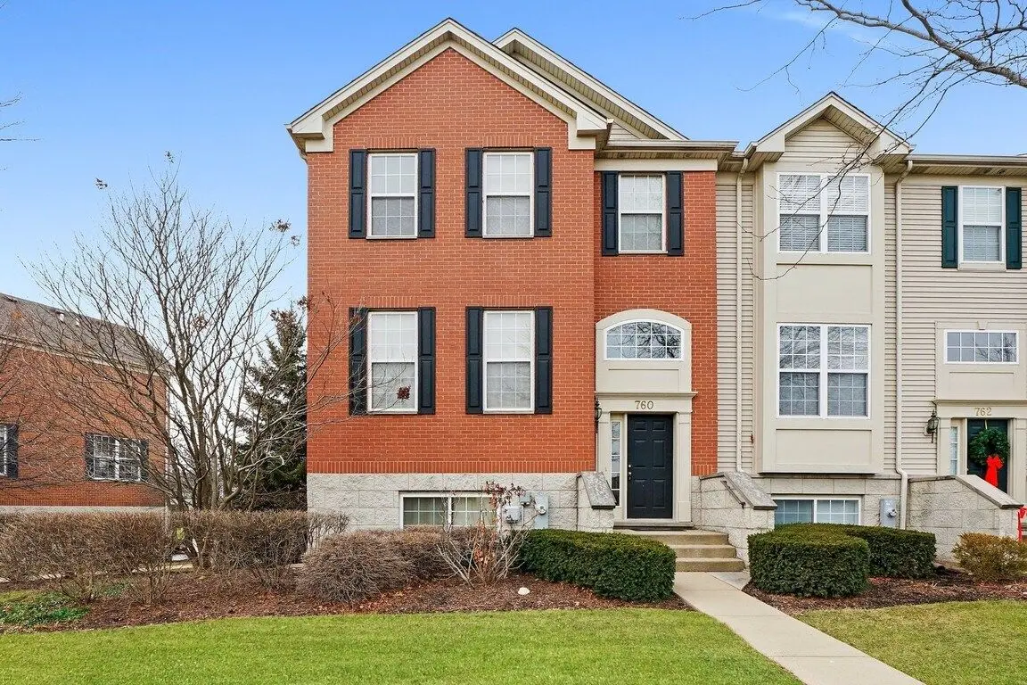 760 Lambert Lane
