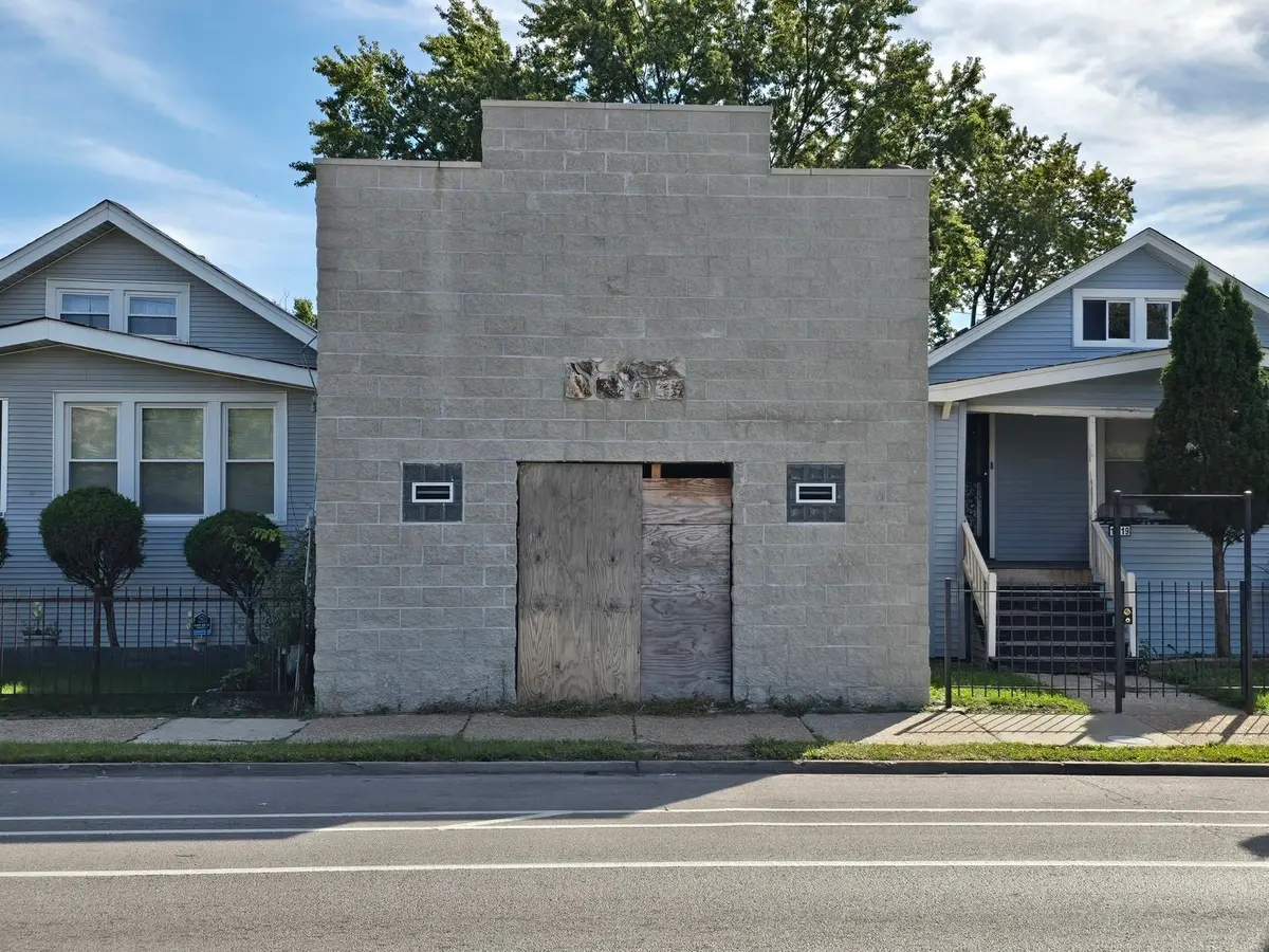 1117 W 103RD Street W