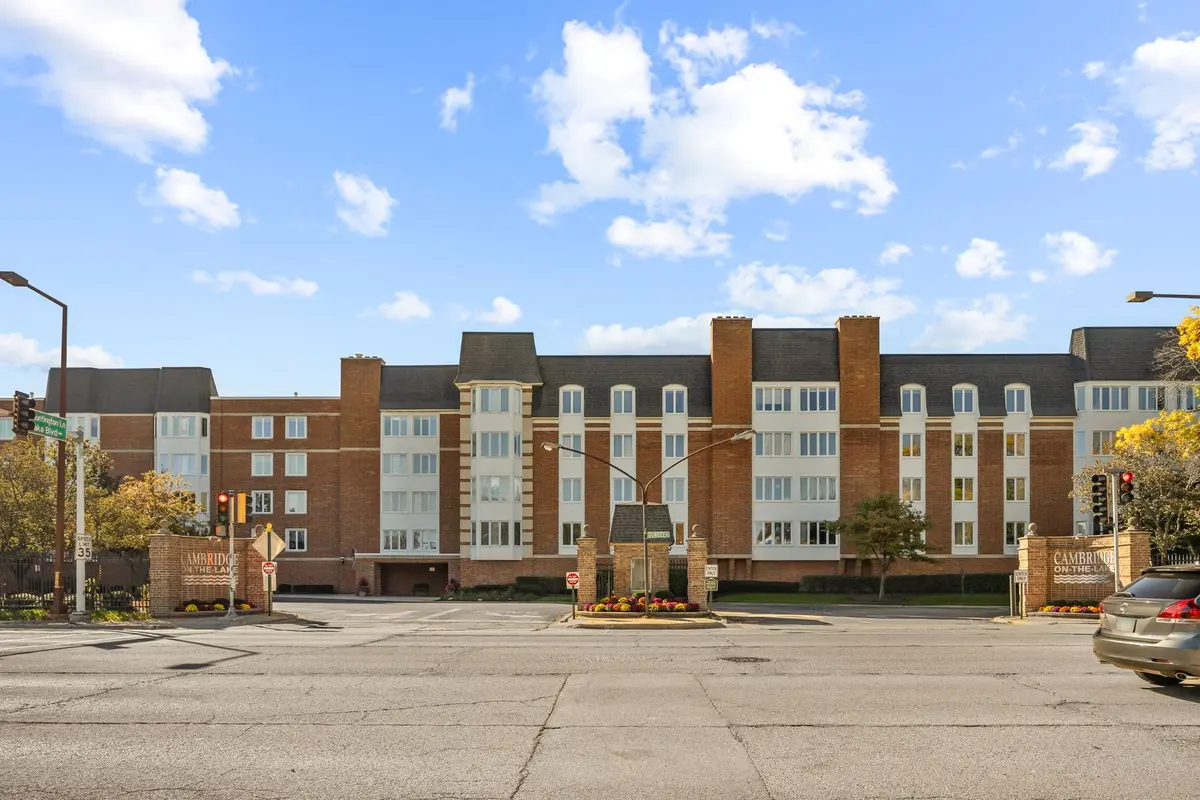 50 Lake Boulevard