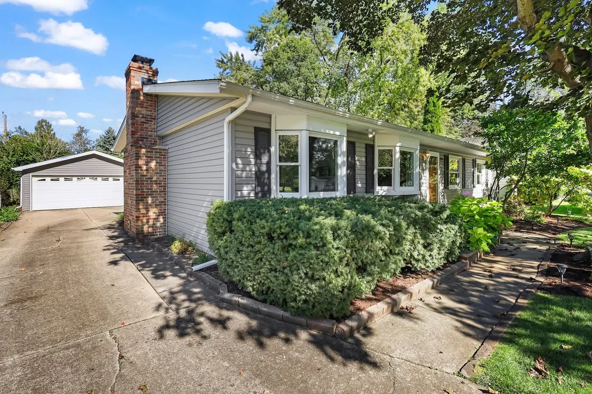 30W240 Allister Lane