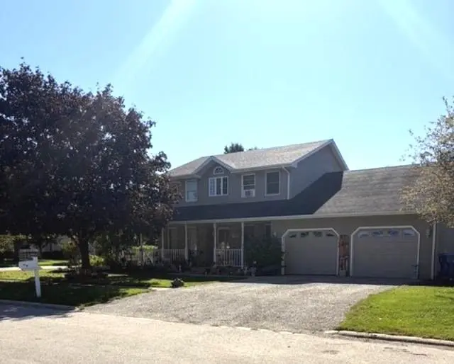 21 Warren Drive