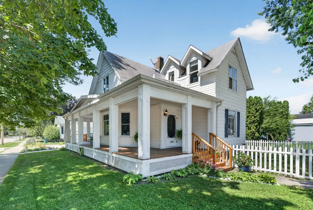 105 N Main St