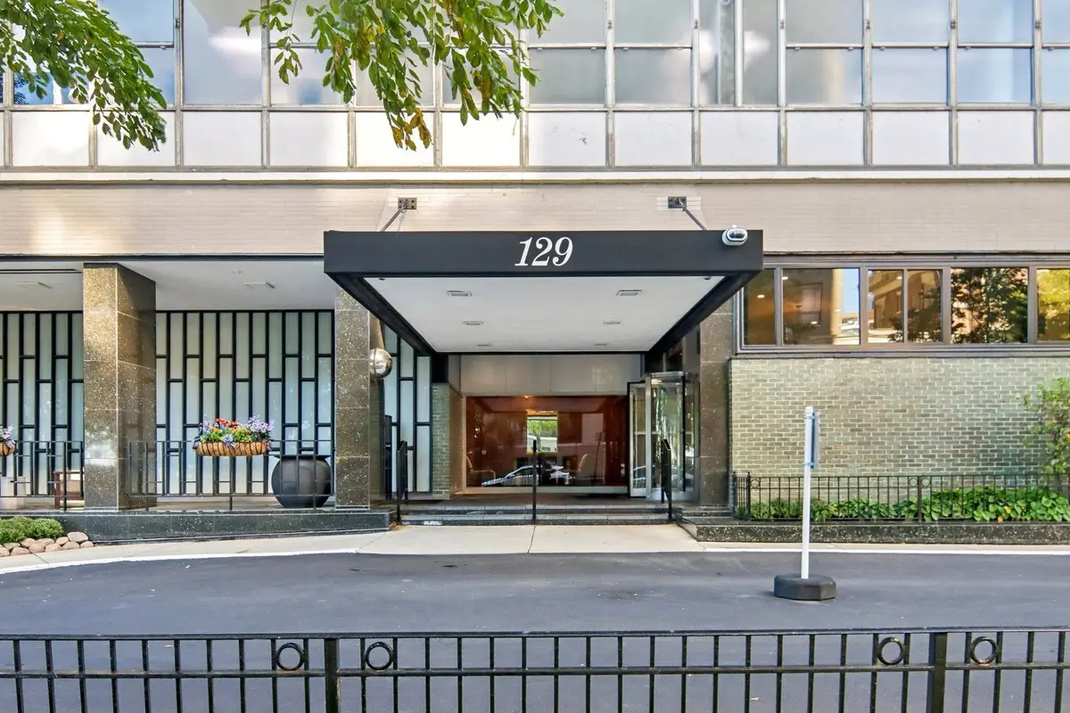 1000 N Lake Shore Drive