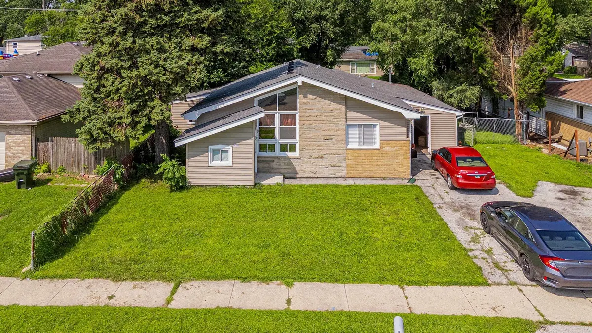 16332 Kedzie Avenue