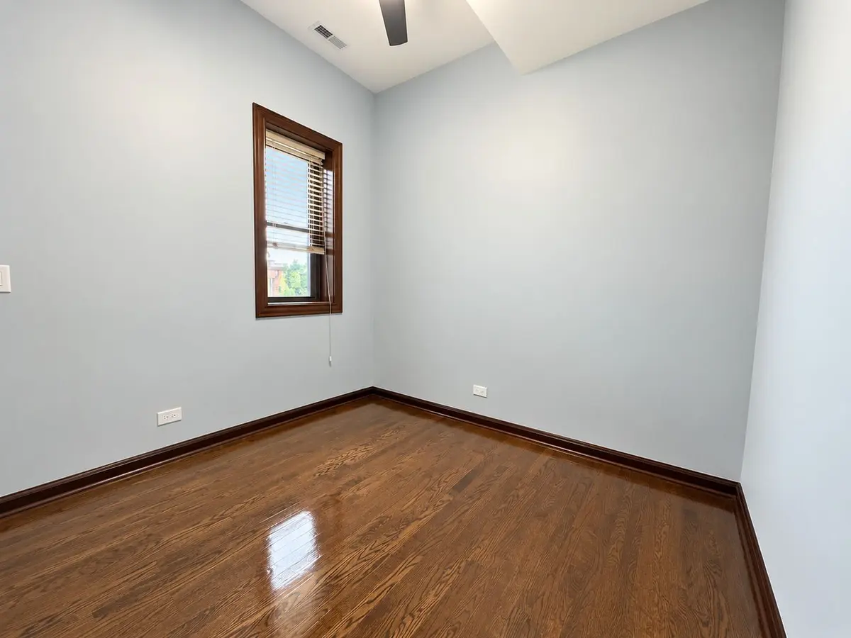 442 E 48th Street