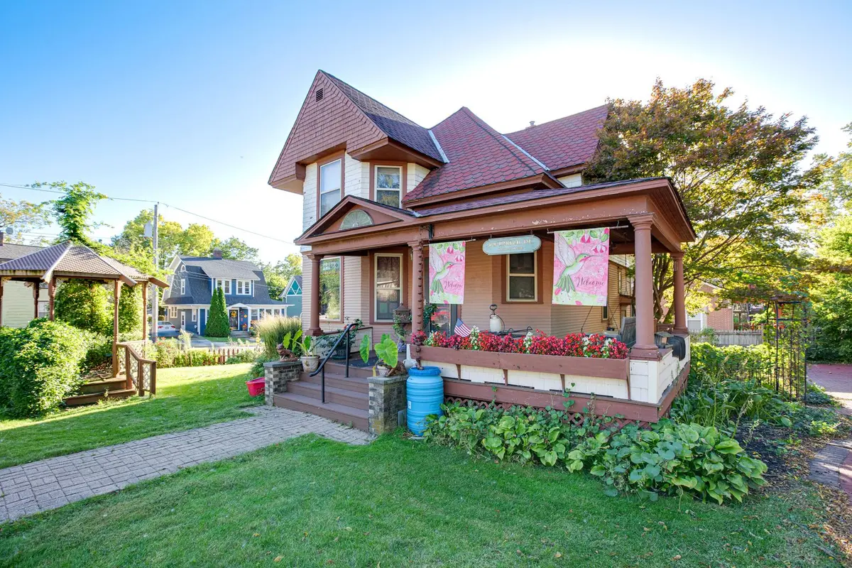 115 S 4th Avenue