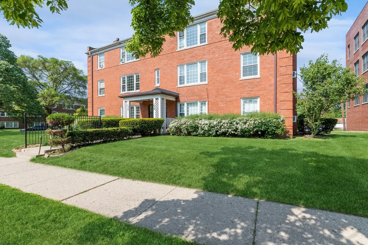 136 Ridge Avenue