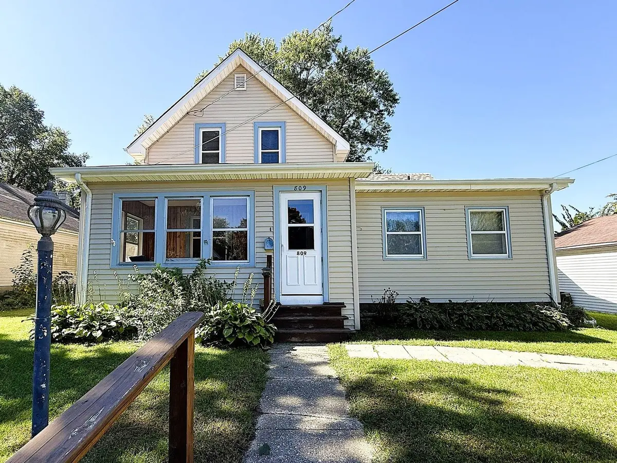 809 Inlet Avenue