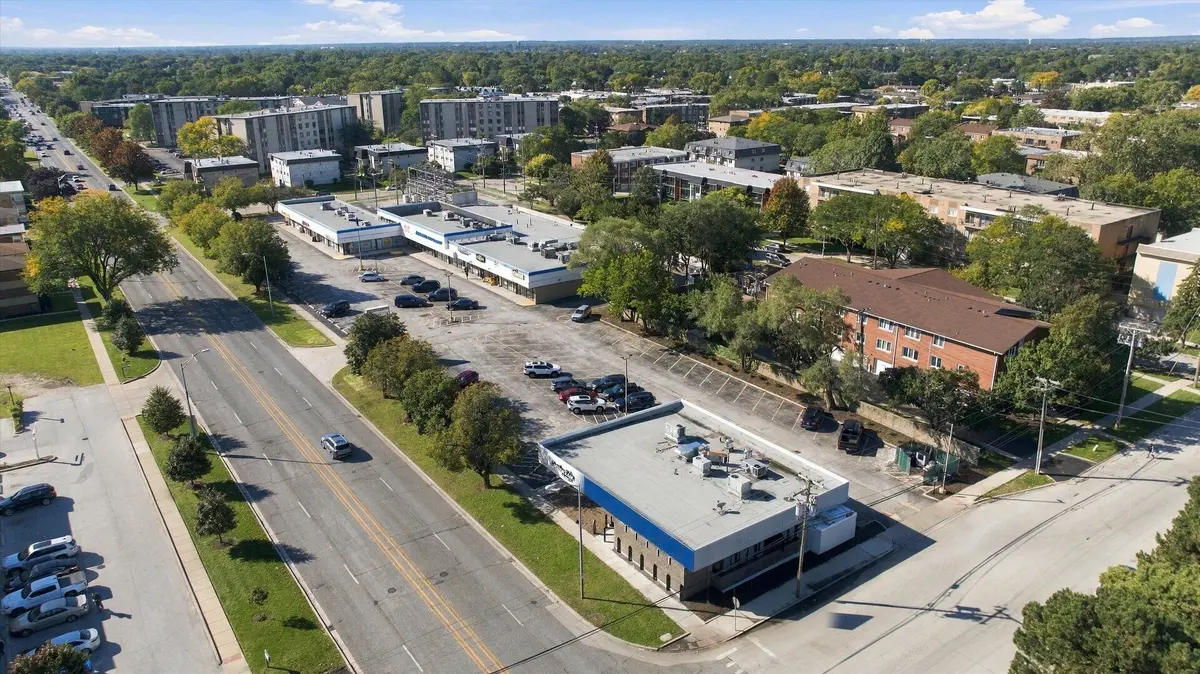 9600-9652 S Pulaski Road