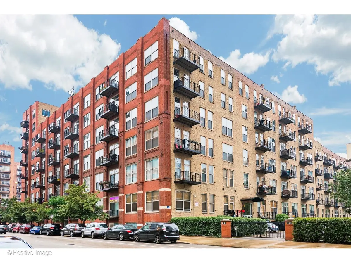 420 S Clinton Street