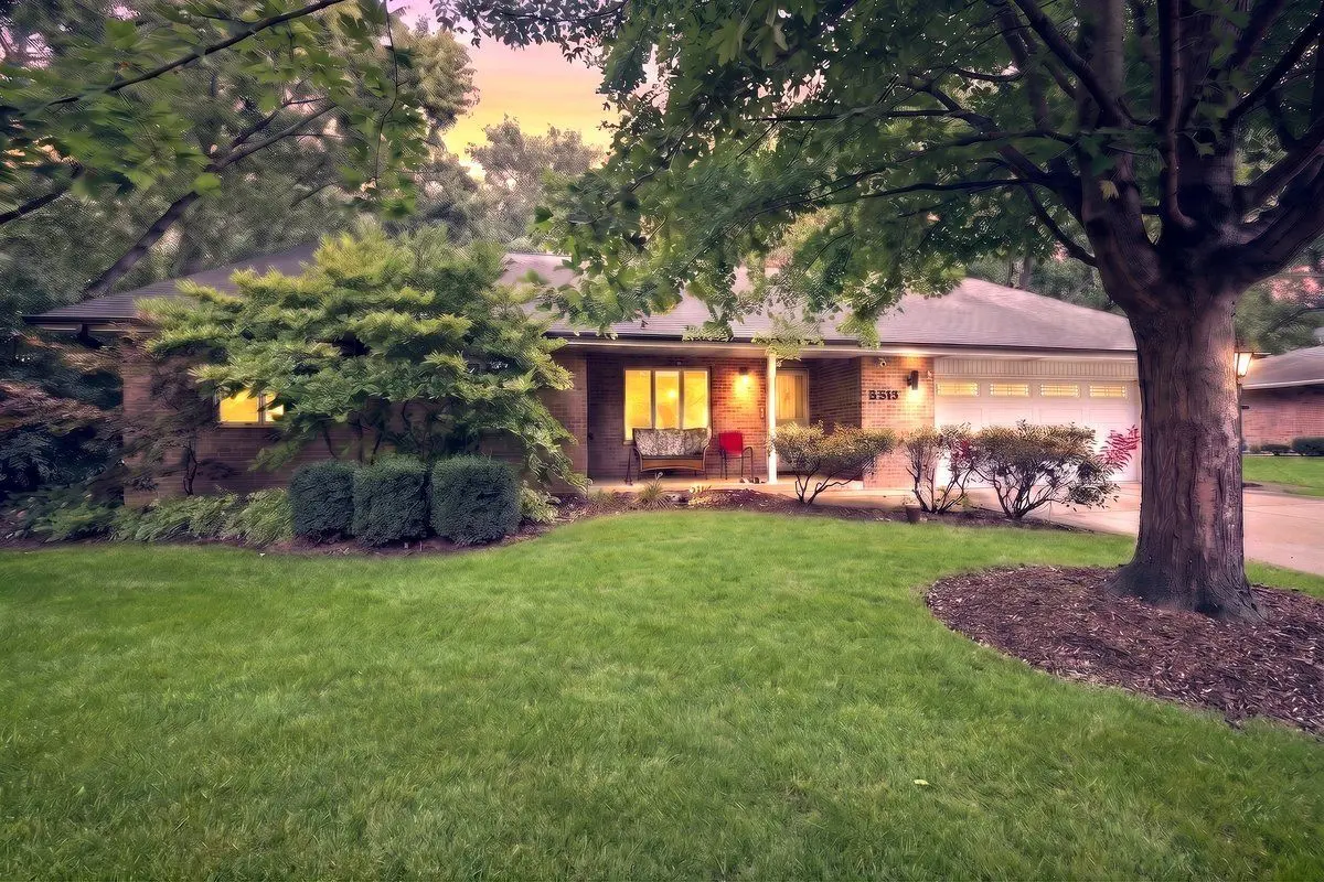 3318 Caroline Drive