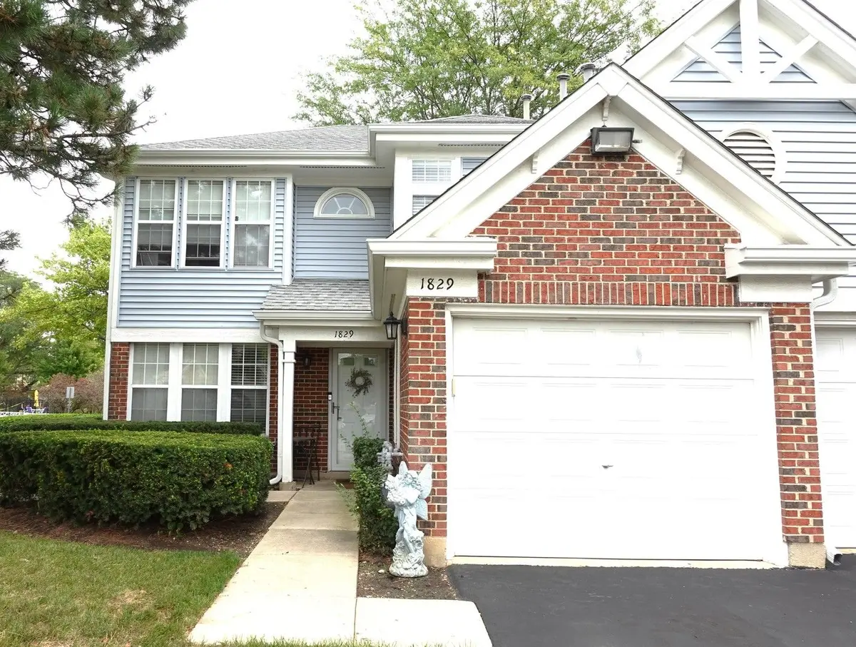 1829 QUAKER HOLLOW Lane