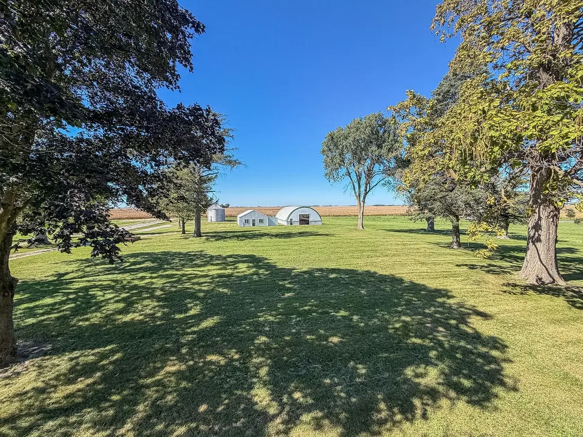 3213 County Road 600 E