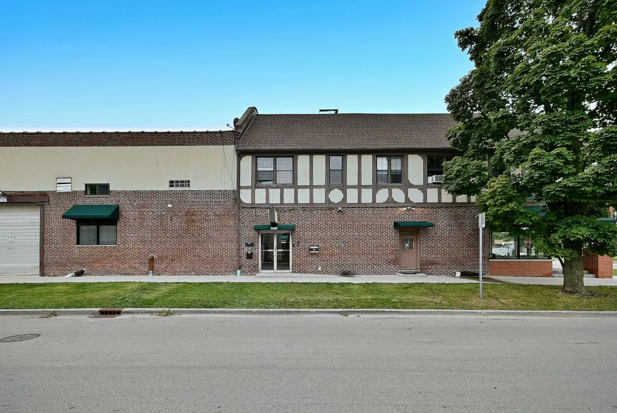 320 S Cornell Avenue