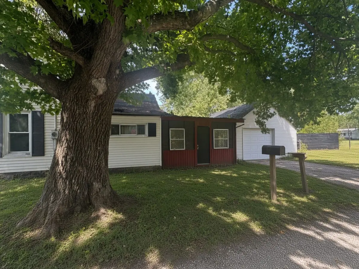 207 SOUTH Street