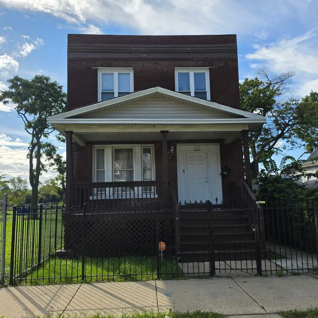 4441 W CONGRESS Parkway
