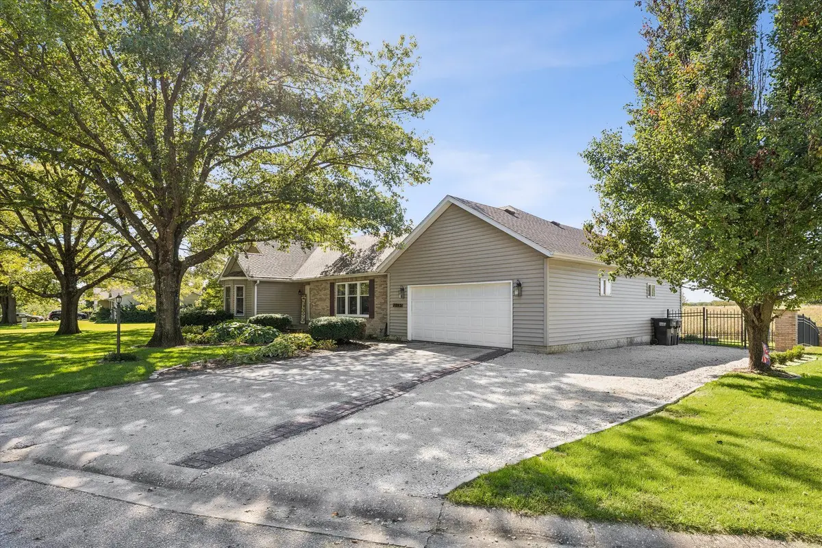 7095 Holdorf Drive