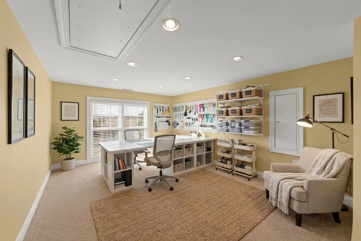 1349 Sleepy Hollow Road