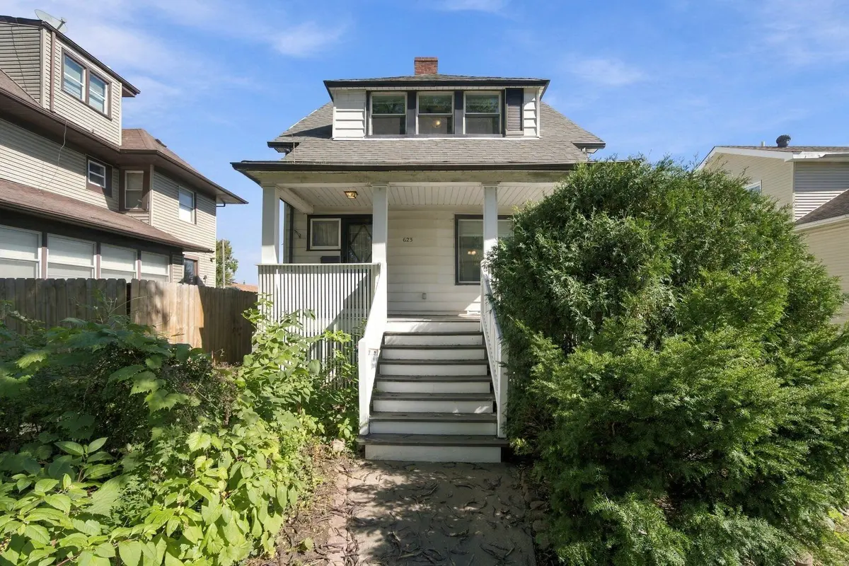 623 S 17th Avenue
