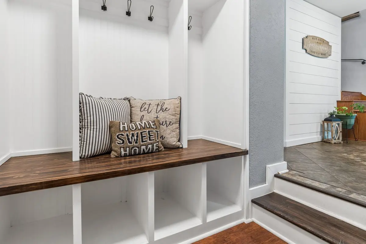 3225 Randy Road