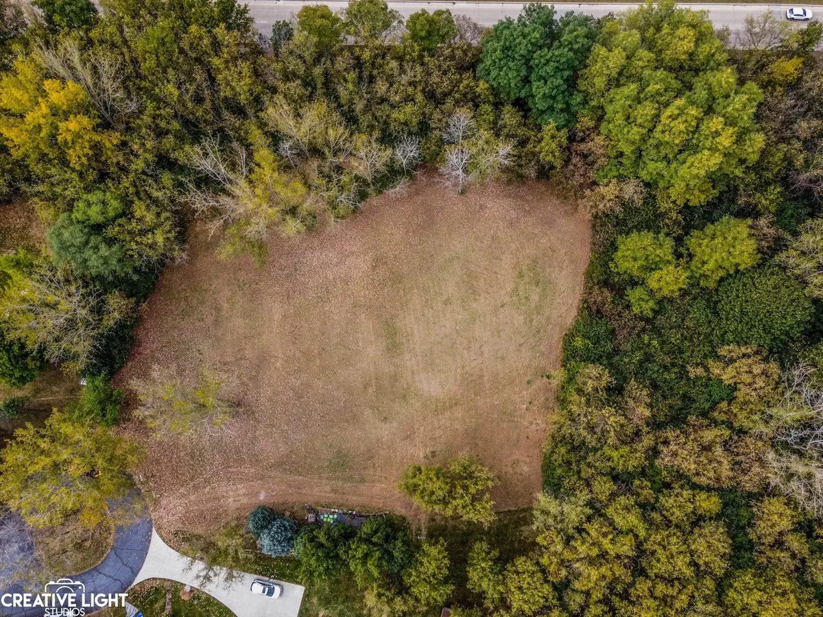 6421 Collier Circle