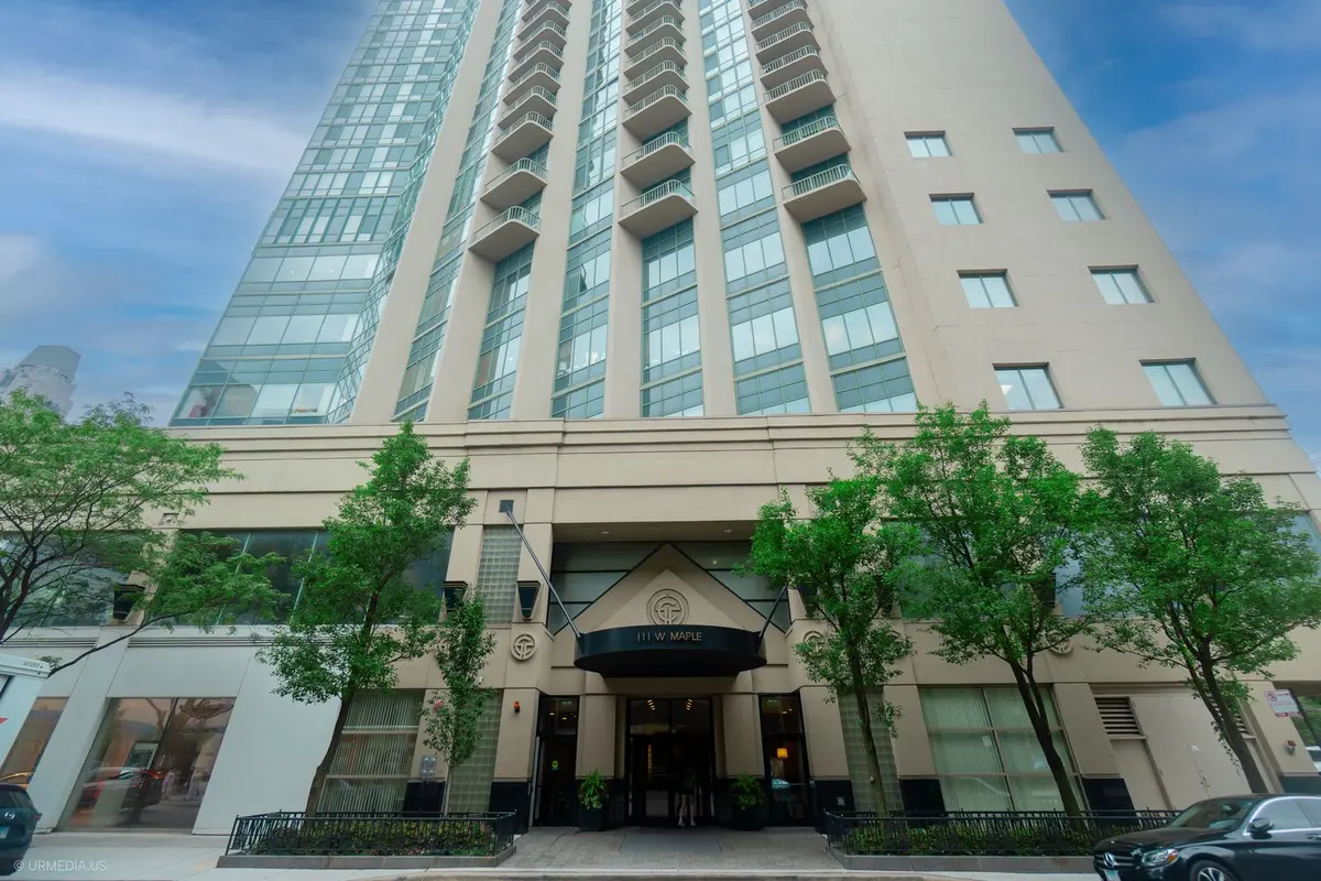 111 W Maple Street