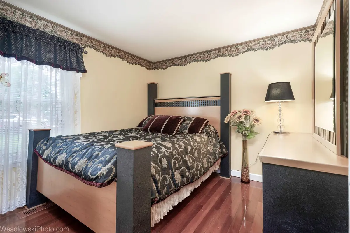 886 Quincy Court