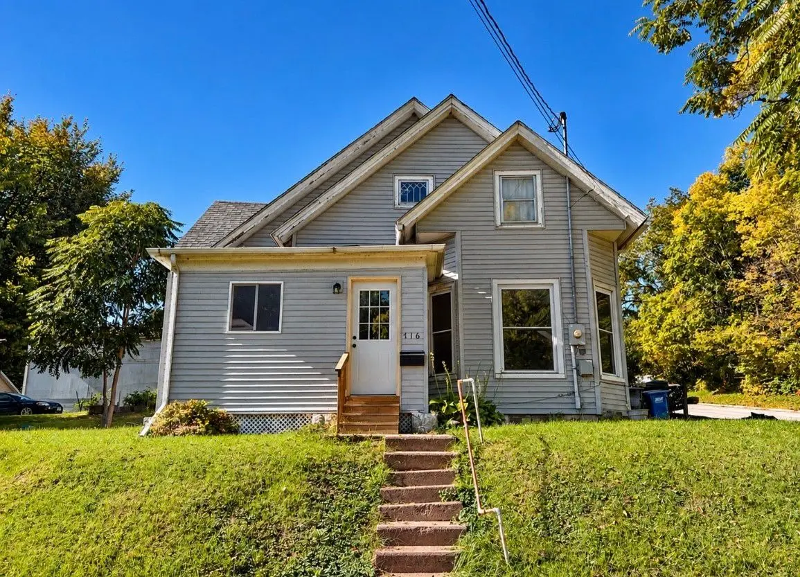 716 Spring Street