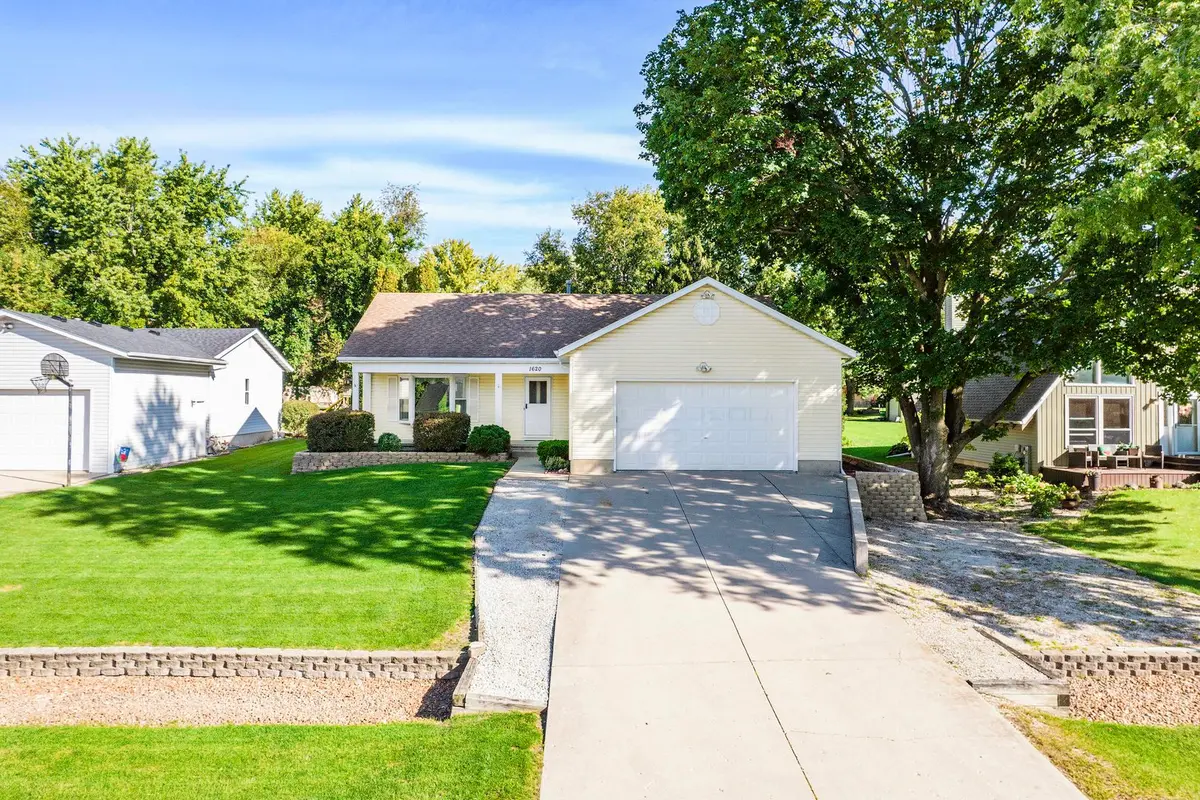 1620 Lake Holiday Drive