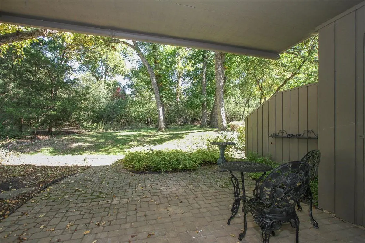 671C Old Barn Road