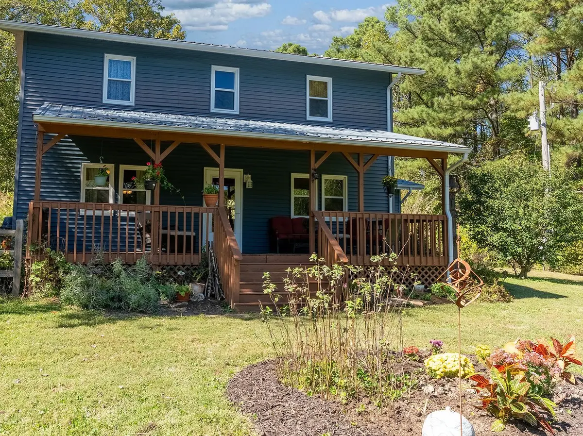 275 Thorn Lane