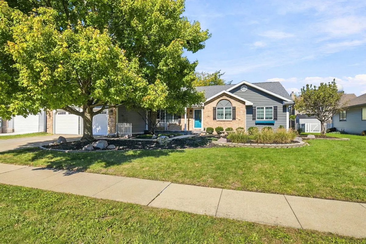 1222 Vantage Lane