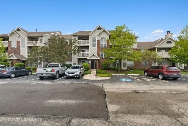 11 Kensington Circle